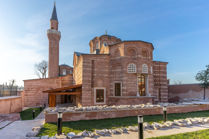 Molla Gürani Camii